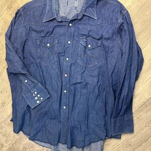 Wrangler Blue Denim Casual Button Down Shirt